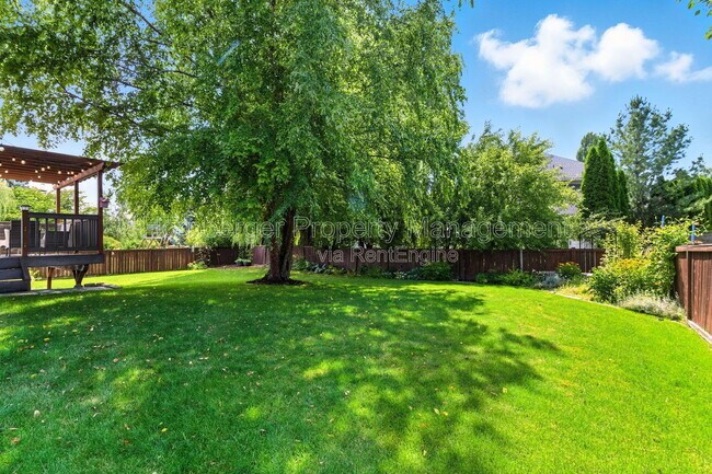 Building Photo - 3431 W 21st Ave