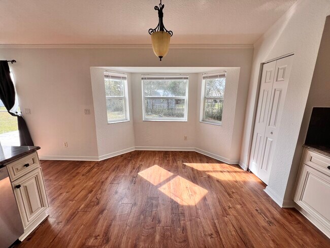 Building Photo - 10900 SW 45th Terrace