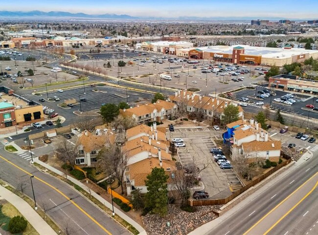 Building Photo - Charming 1 Bedroom, 1 Bathroom Available I...