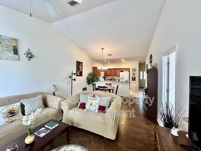 Building Photo - 907 Chase Creek Cir