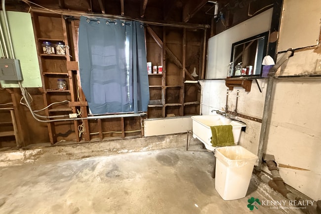 Building Photo - Bright 3-Bedroom Home with Large Backyard in South San Francisco