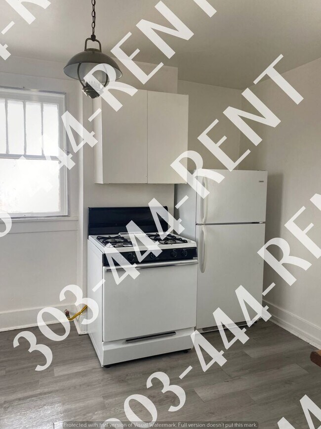 Building Photo - 10625