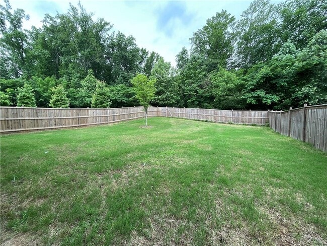 Building Photo - 673 Avondale Creek Dr.