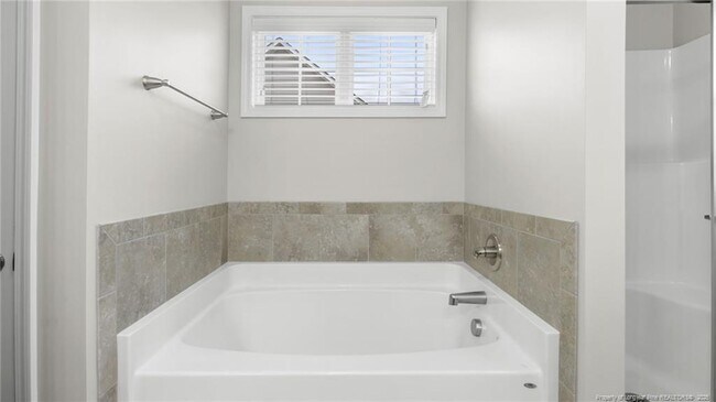 Building Photo - 160 Chatfield Dr.