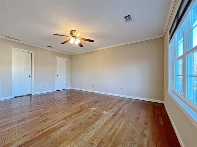 Building Photo - 2896 Landington Way NW