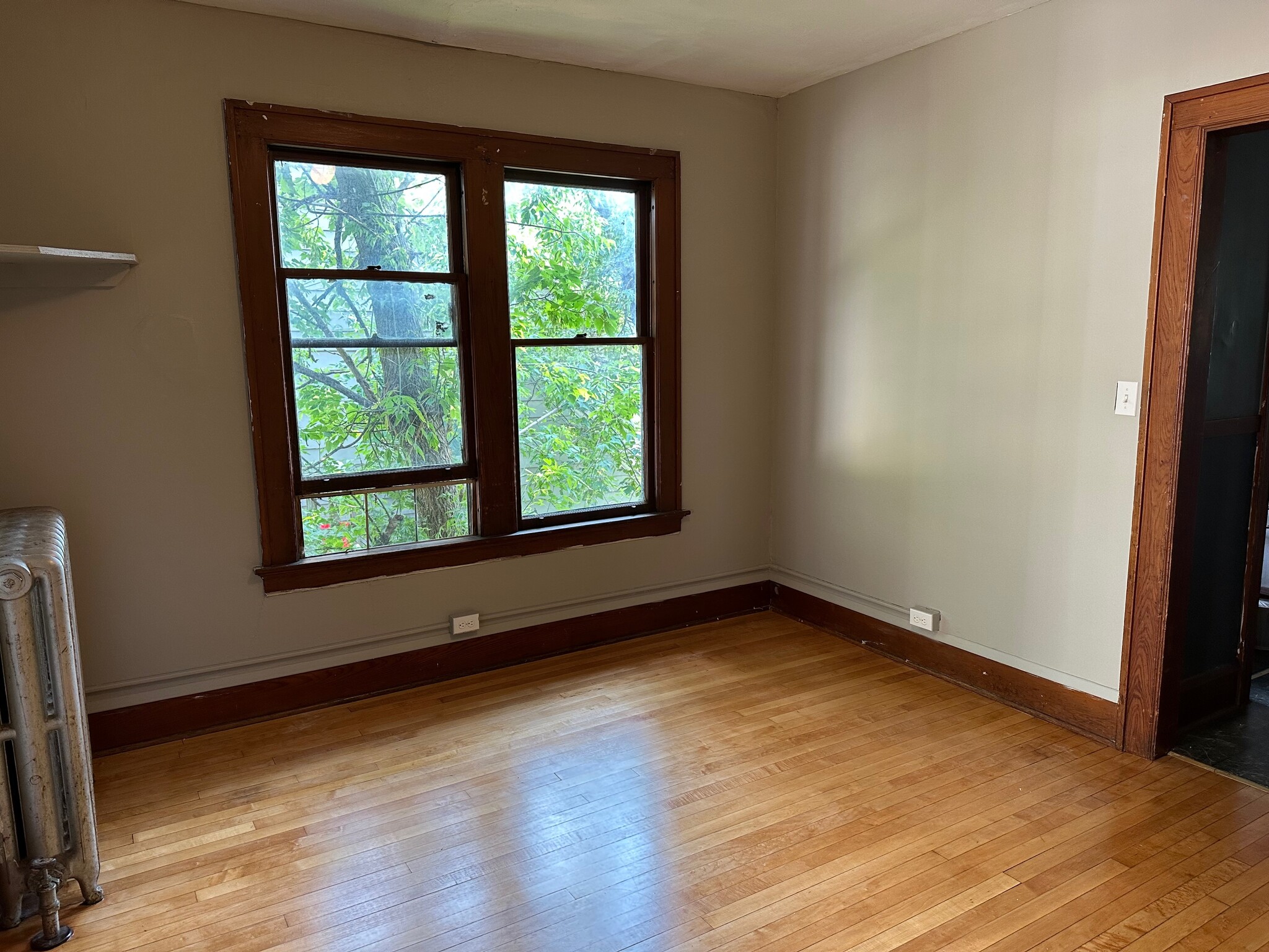 Building Photo - 287 S Winooski Ave