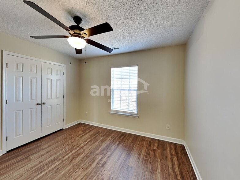 Building Photo - 4718 Winterberry Ln