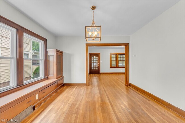 Building Photo - 3311 W 130th St