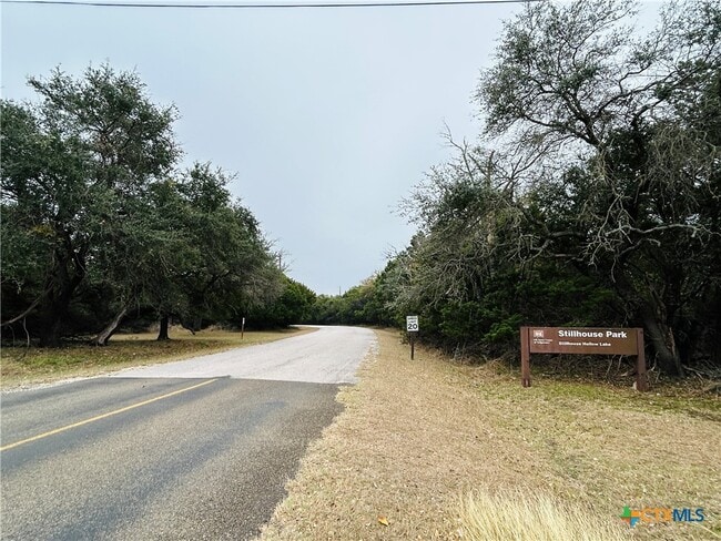 Building Photo - 6664 Ivy Ridge Cir