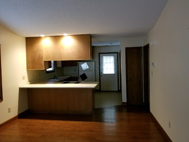 Building Photo - 217 Isle of Pines Rd