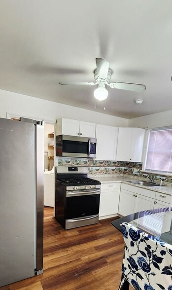 Building Photo - 4919 Manheim Ave