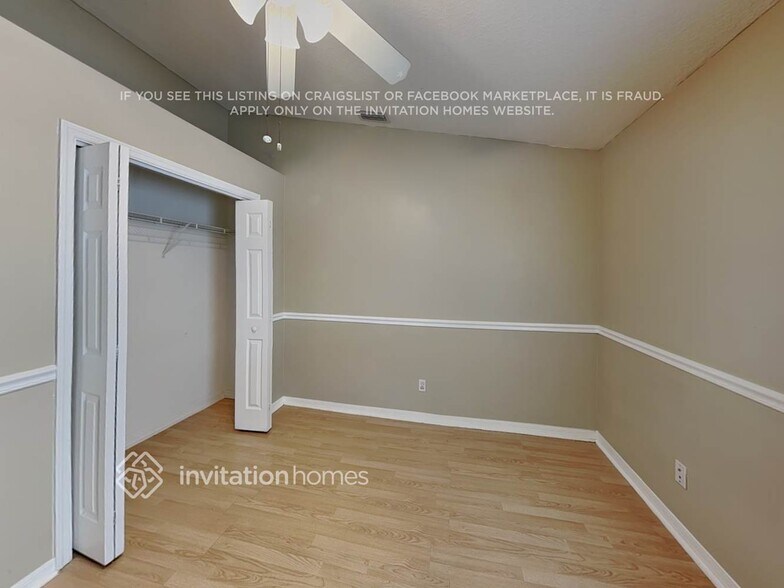 Building Photo - 11107 Silver Dancer Dr