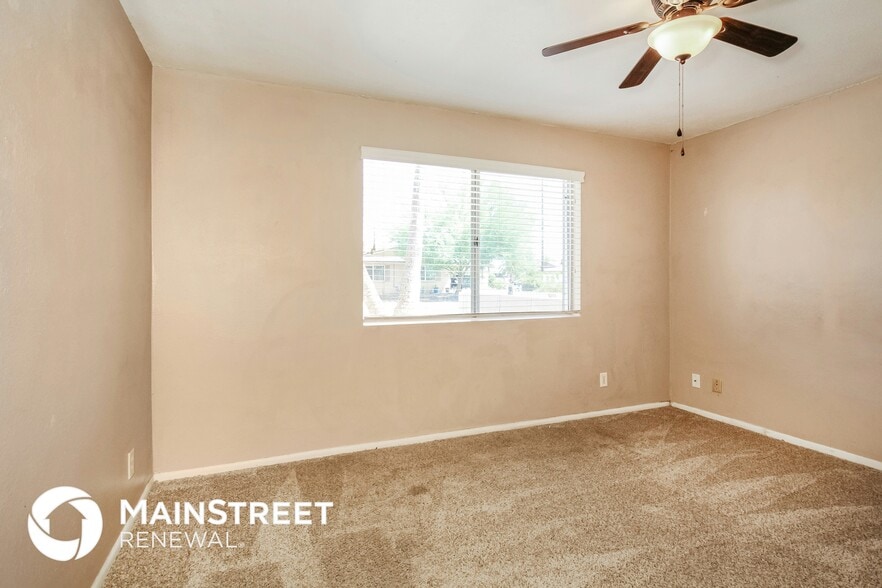 Building Photo - 3907 W Kaler Dr