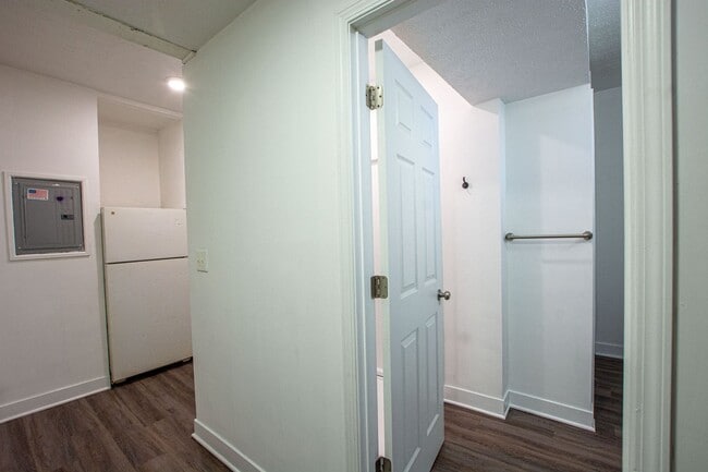 Building Photo - 2415 E Street