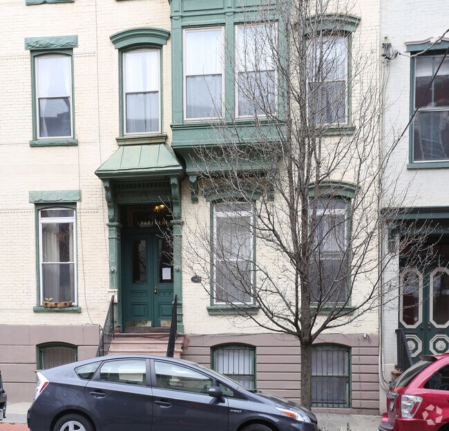 151 Lancaster St 151 Lancaster St Albany NY 12210 Apartment Finder
