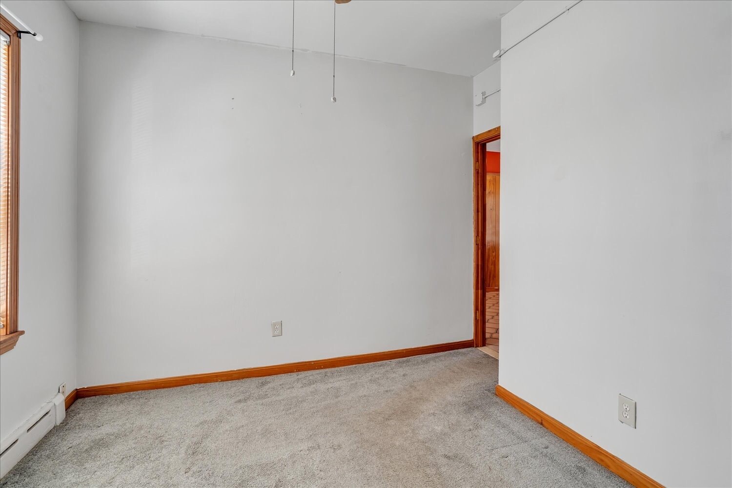 Extra space - 1 Metcalf Ave