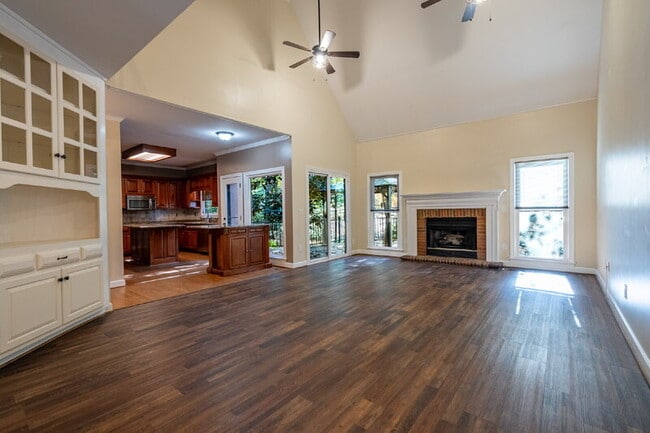 Building Photo - 3 Buckingham Ct