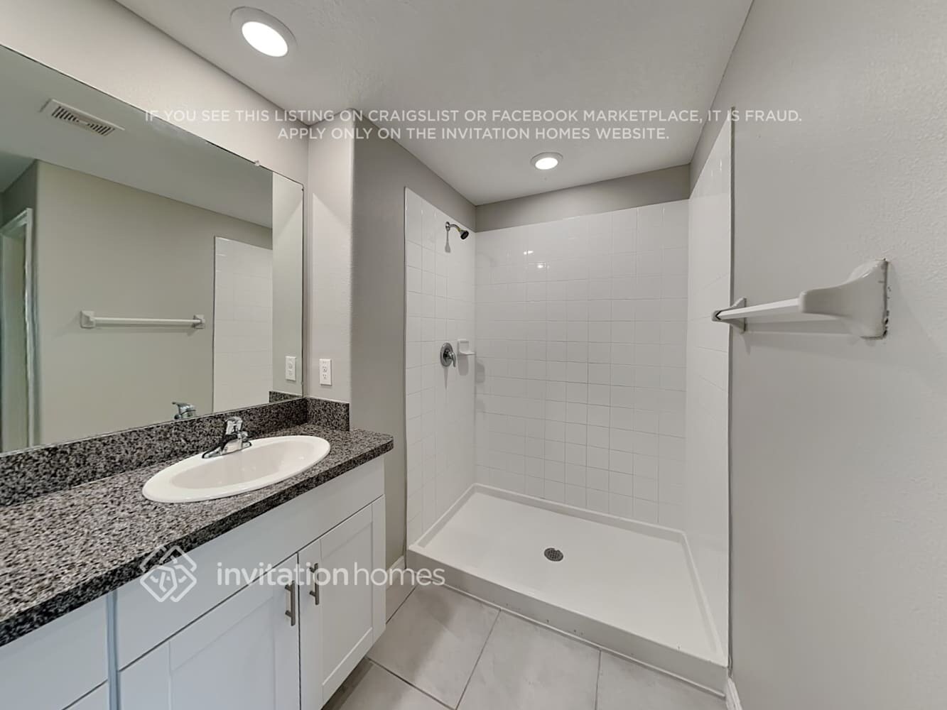Building Photo - 15527 Miller Creek Dr