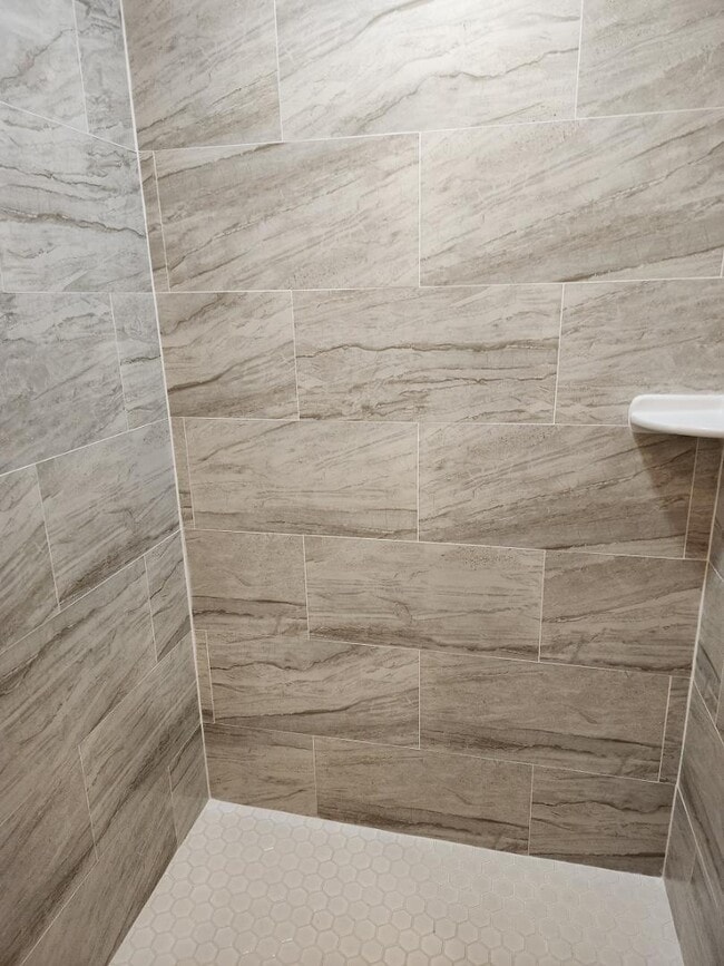 Building Photo - 9308 Gordon Ct