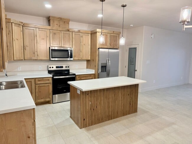 Building Photo - 4022 Eric Salazar Pl