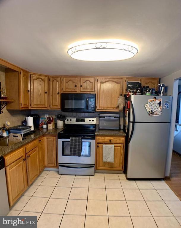 Building Photo - 4055 Cardin Pl