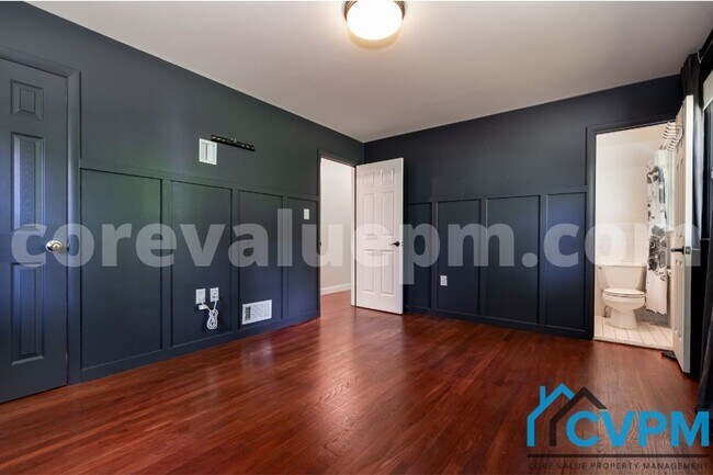 Building Photo - 600 Sandy Hill Rd