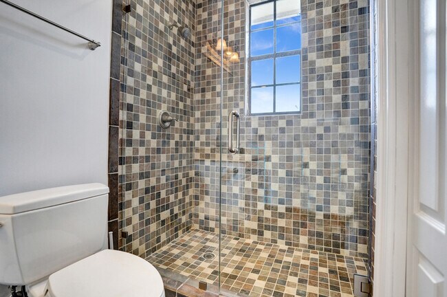 Building Photo - 9210 Equus Cir