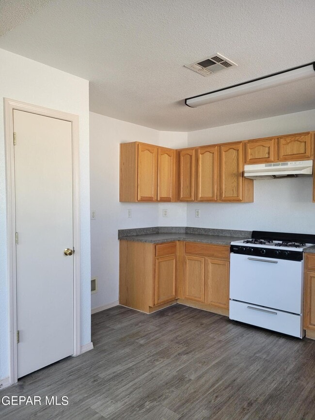 Building Photo - 5777 Rick Husband Dr