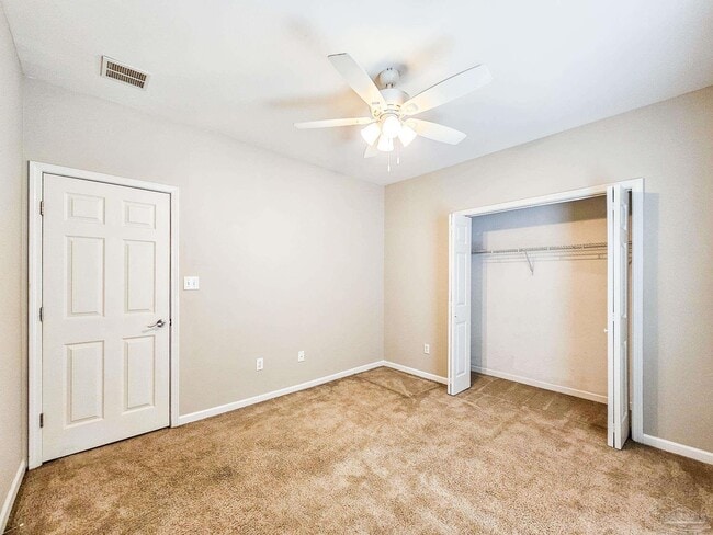 Building Photo - 3210 Seabrook St