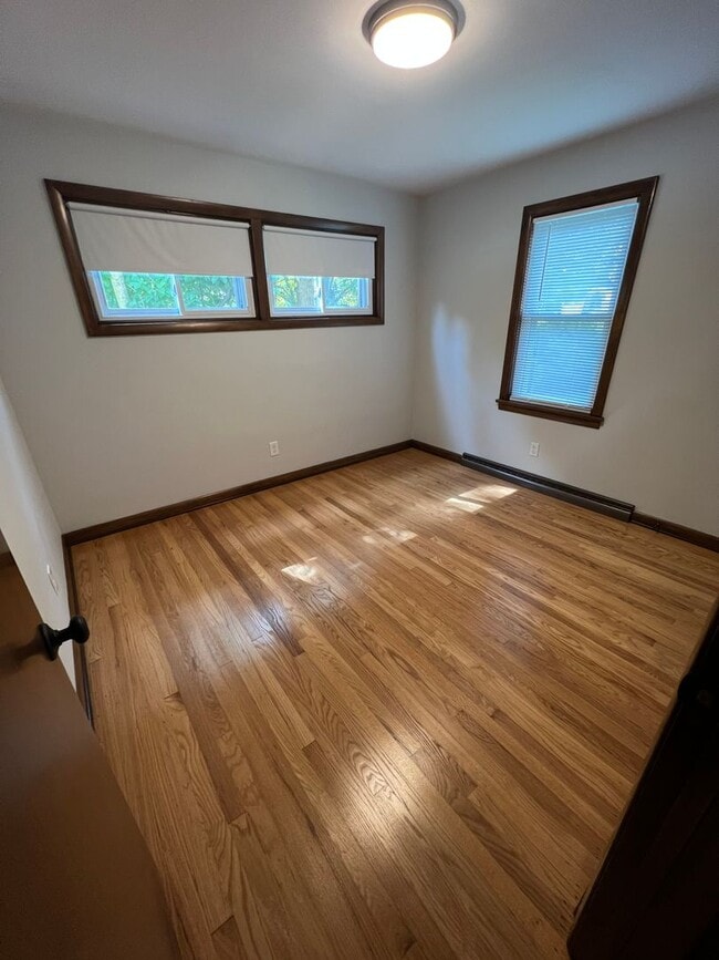 Building Photo - Updated Poland Ranch for Rent!