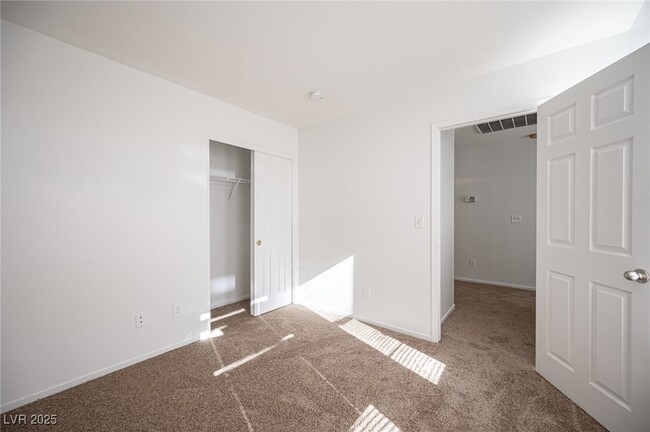 Building Photo - 5928 Strayhorn Ct