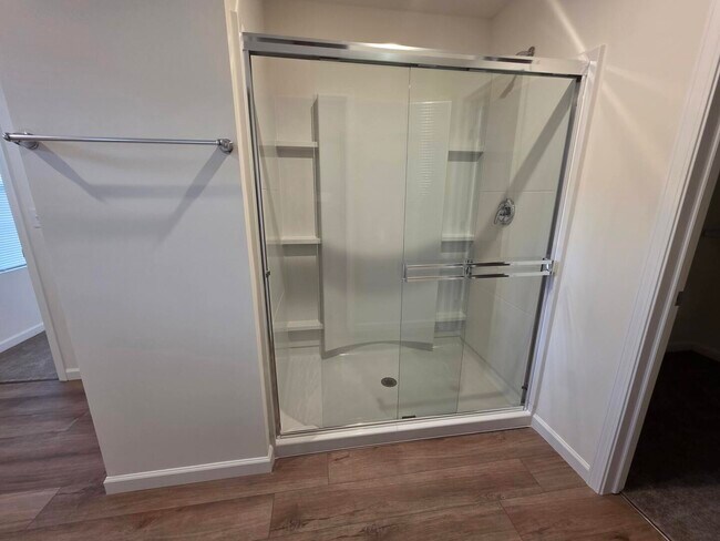 Building Photo - 5915 Hawkweed Dr