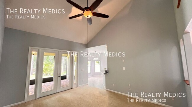 Building Photo - 10319 Willow Ridge Loop