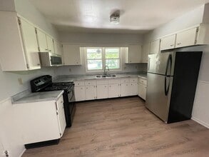 Building Photo - 1200 Richfield Ln