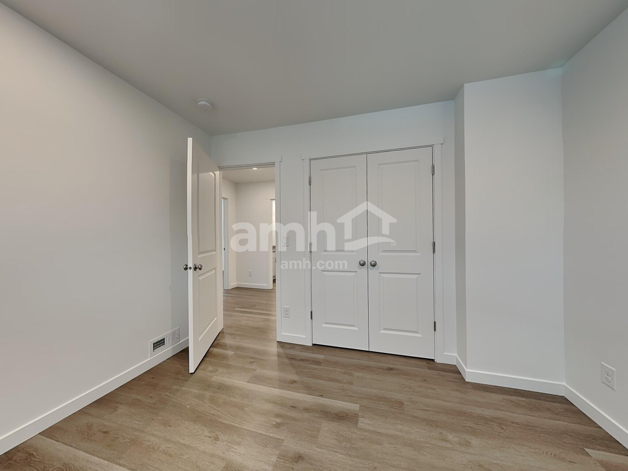 Building Photo - 5003 Washington St SE