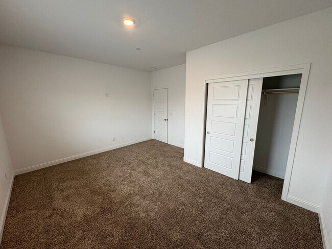 Building Photo - Lennar Built 2 story home coming soon!