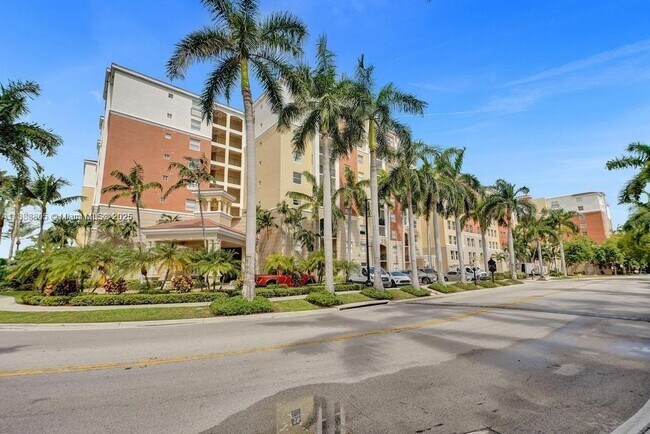 Building Photo - 17150 N Bay Rd