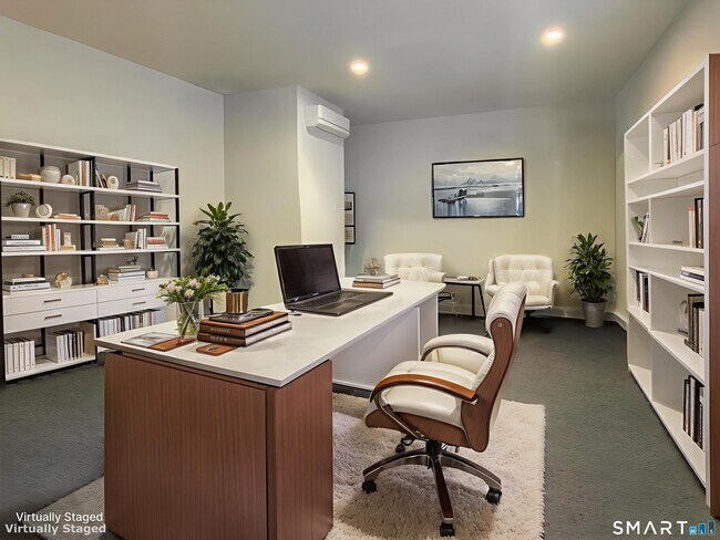 Building Photo - 62 Moorland Dr