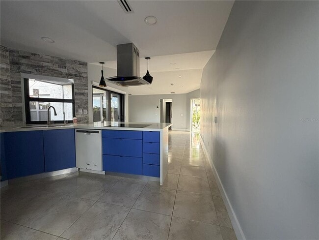 Building Photo - 15285 SW 45th Terrace