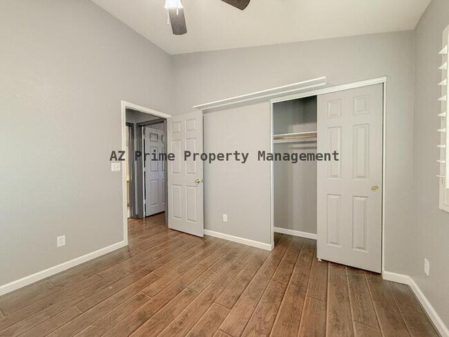 Building Photo - 260 W Calle Monte Vista