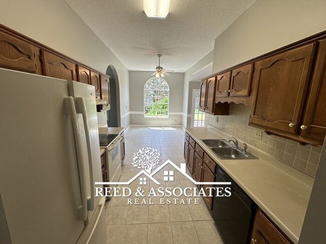 Building Photo - Nice 3 Bedroom in Collierville!