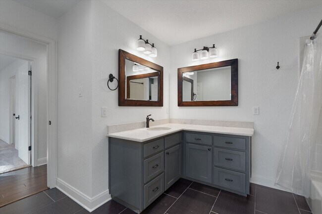 Building Photo - 106 Confidence Cove