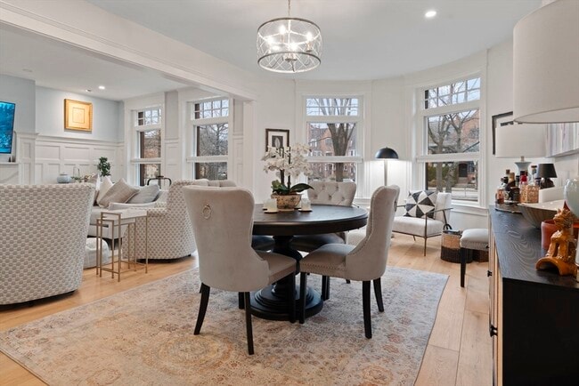 Building Photo - 1797 Beacon St