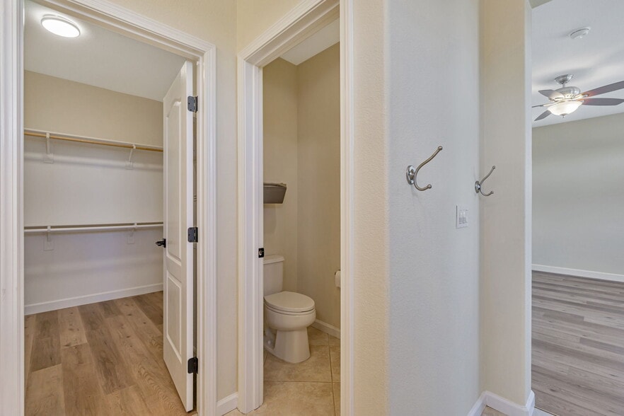 Building Photo - 2678 Deerwood Dr