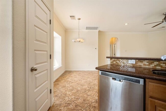 Building Photo - 2917 Saville Loop