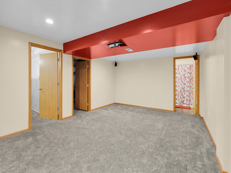 Building Photo - 30132 Moccasin Dr