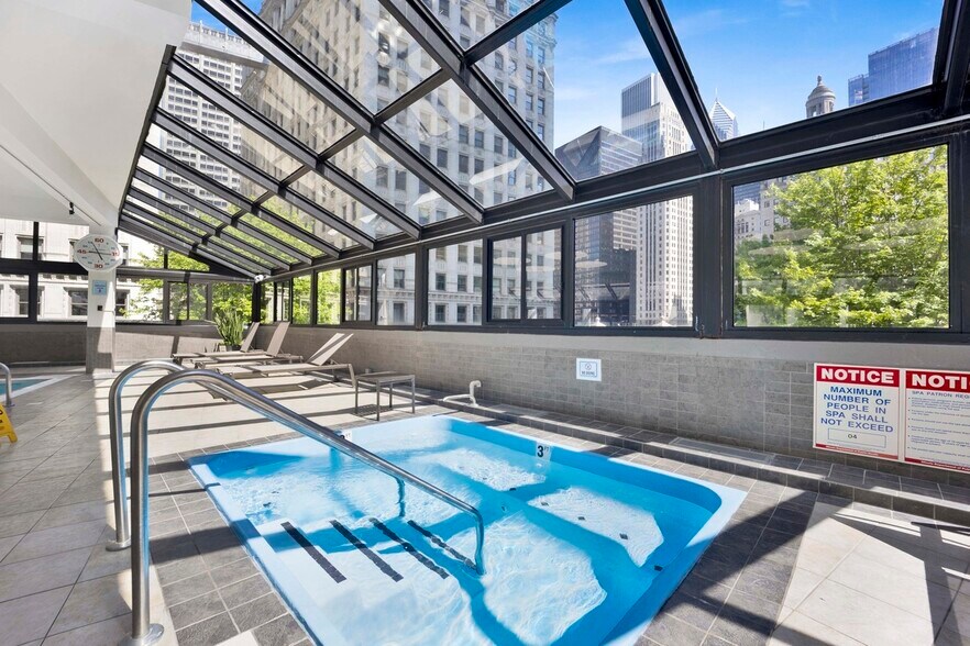 Building Photo - 405 N Wabash Ave