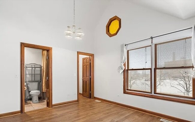 Building Photo - 5662 W Berenice Ave