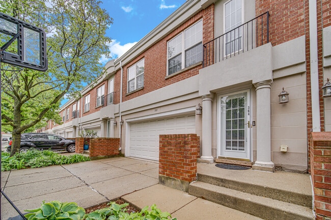 Building Photo - 364 Town Pl Cir