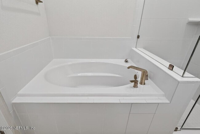 Building Photo - 3399 Kindlewood Dr